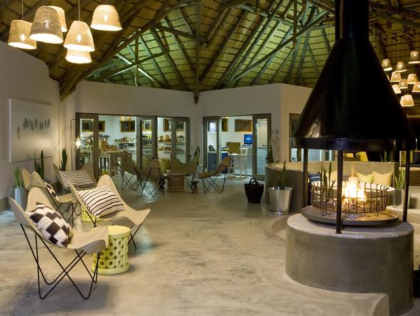 Mushara Bush Camp - Lounge